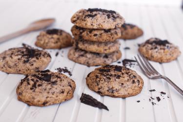 Wattleseed and Choc Chip Cookies