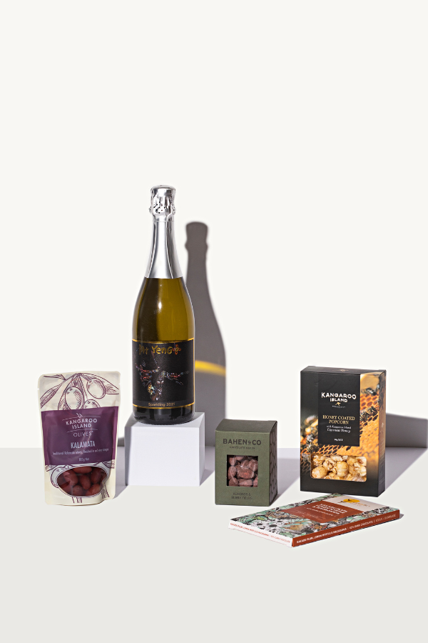 Luxe Sparkling Wine Hamper – Kakadu Plum Co