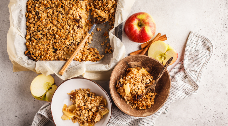 EASY Apple Crumble with Wattleseed
