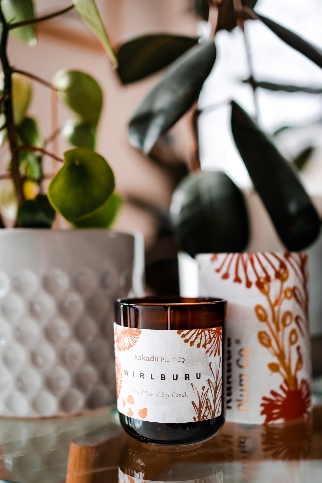 Australian Floral and Honey Soy Candle (WIRLBURU)